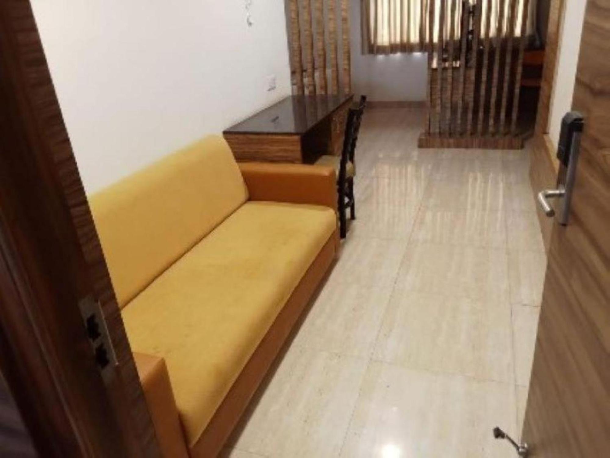 Residenza Adhikrishna Arcade Hotel Erode Buitenkant foto